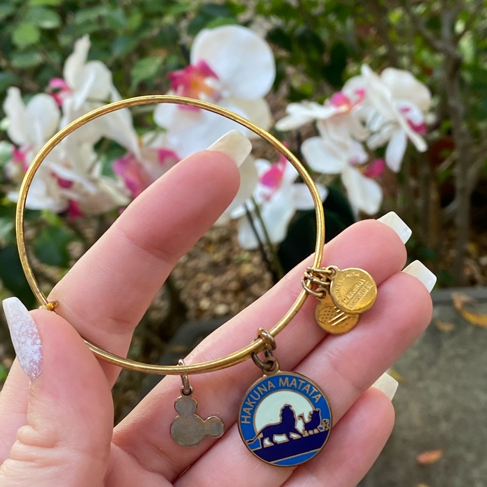 Alex and Ani x Disney Blue Lion King Hakuna Matata Gold Charm Bracelet